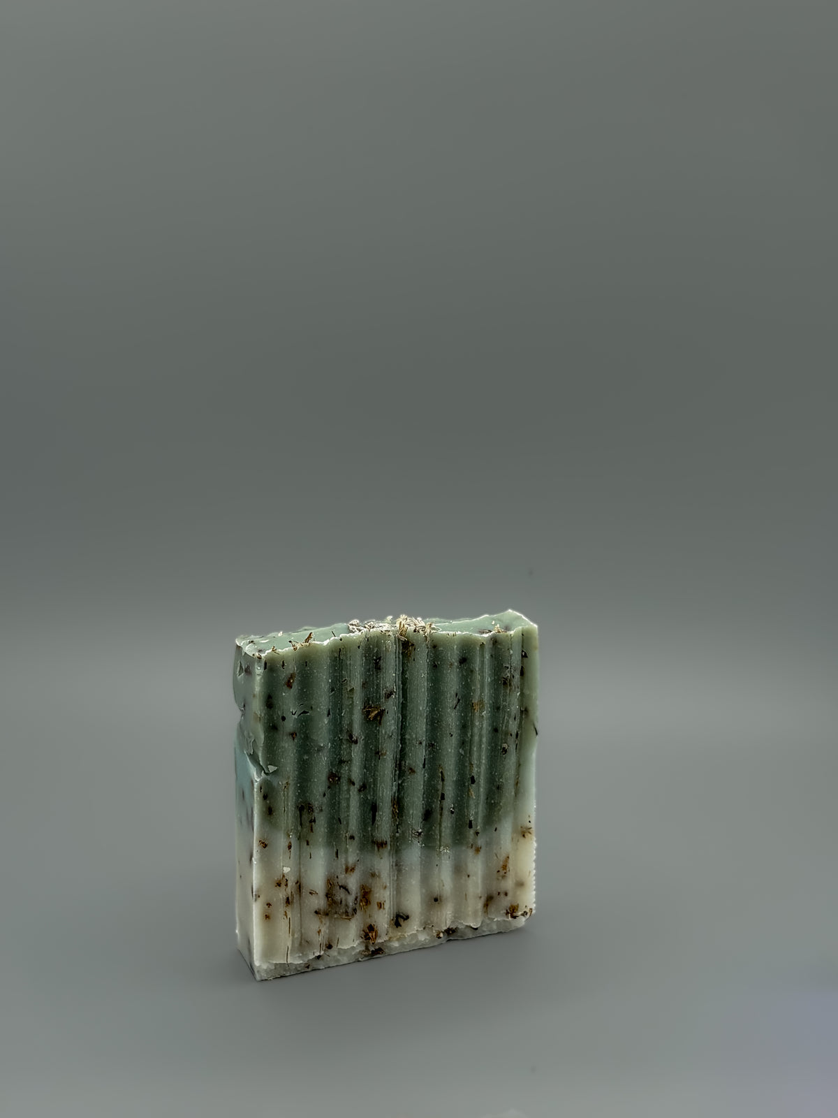 EXFOLIATING LAVENDAR BODY SOAP - essential oils + shea
